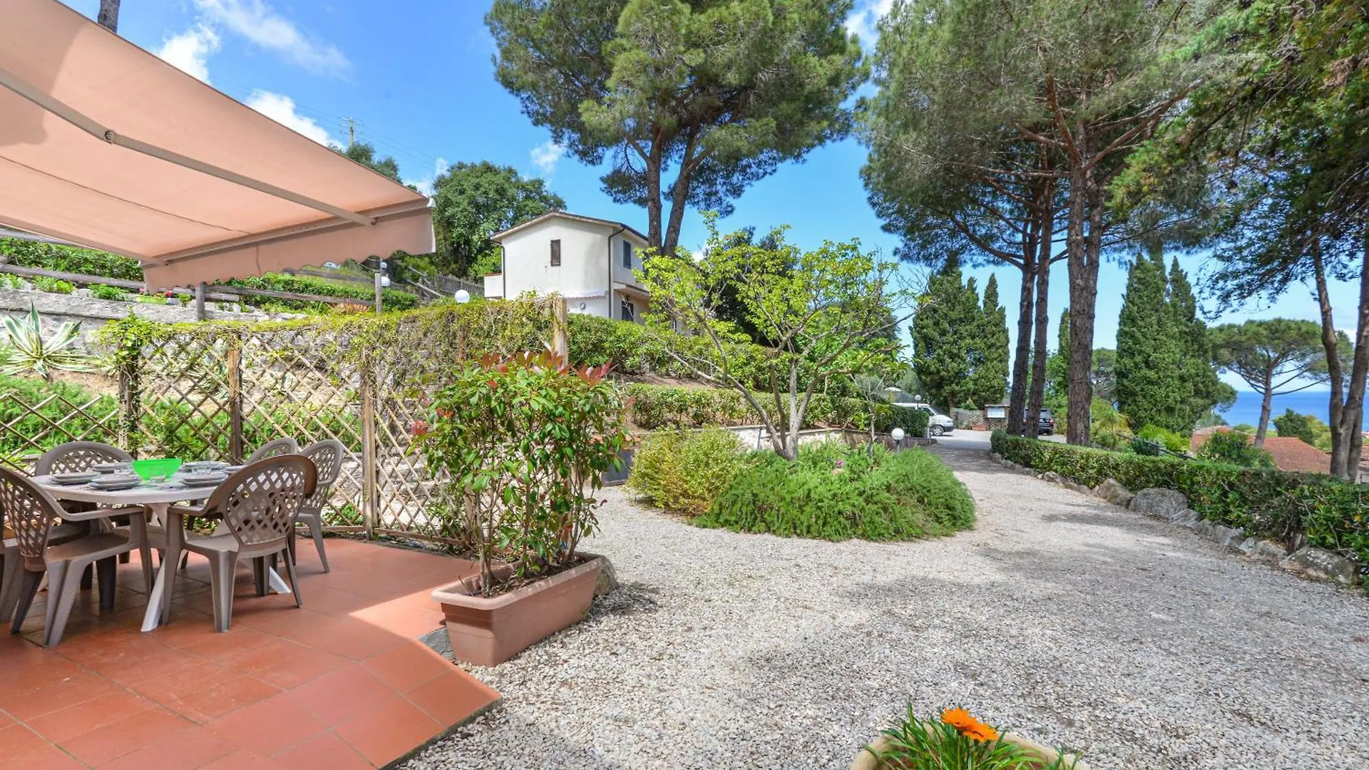 Residence Le Mimose Procchio  Italy