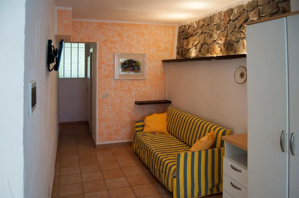 Residence Le Mimose Procchio  Aparthotel